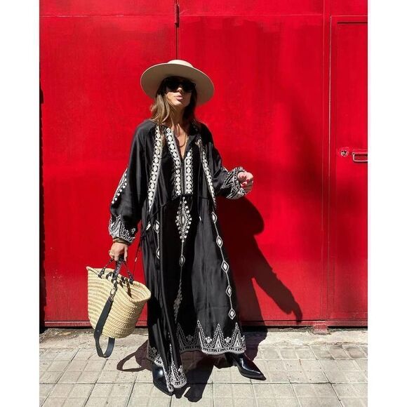 Zara Embroidered  Dress Limited Edition New Black - Picture 2 of 14